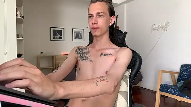 Snapshot of Den_BlueXx chatting on 01/21/25, 11:56 Den BlueXx online show from 01/21/25, 11:56