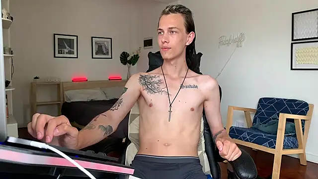 Snapshot of Den_BlueXx chatting on 01/24/25, 12:31 Den BlueXx online show from 01/24/25, 12:31