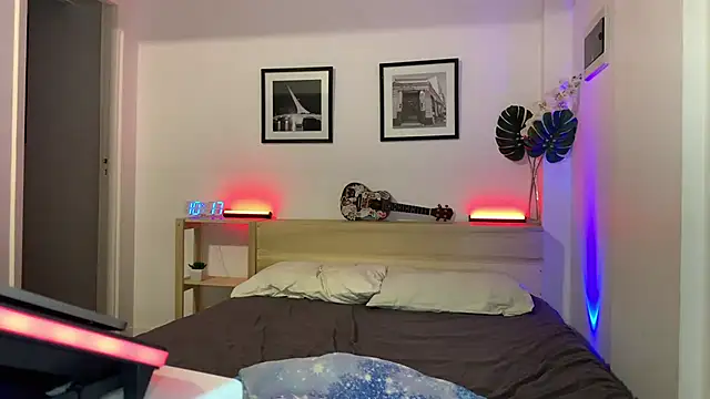 Snapshot of Den_BlueXx chatting on 01/28/25, 01:18 Den BlueXx online show from 01/28/25, 01:18