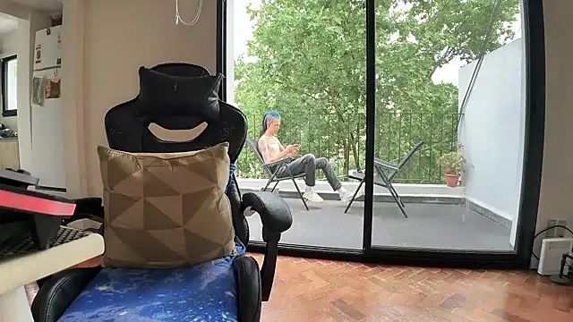 Den BlueXx online show from 11/27/25, 06:54