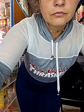 Snapshot of nidia2026 chatting on 02/28/26, 02:18 nidia2026 online show from 02/28/26, 02:18