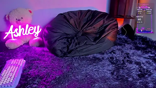 1Ashley  online show from 01/18/26, 02:59