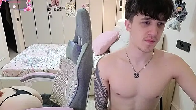 Snapshot of gopolsme chatting on 02/17/26, 04:53 gopolsme online show from 02/17/26, 04:53