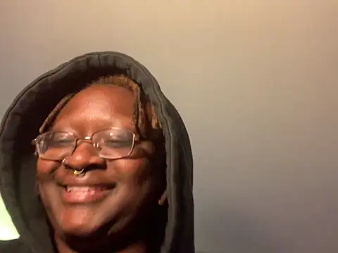 Snapshot of BigKittyRaven chatting on 12/20/24, 03:25 BigKittyRaven online show from 12/20/24, 03:25