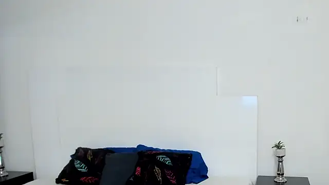 Dylan Taylor online show from 02/15/25, 04:03