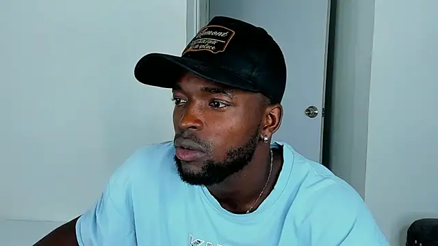 Dylan Taylor online show from 10/06/25, 03:48