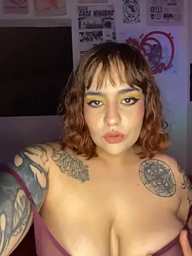 Snapshot of name_less_lulu chatting on 02/04/26, 12:05 name less lulu online show from 02/04/26, 12:05