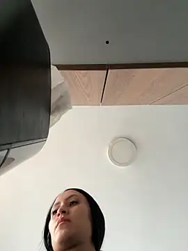 ellie mcdonald online show from 11/23/25, 06:41