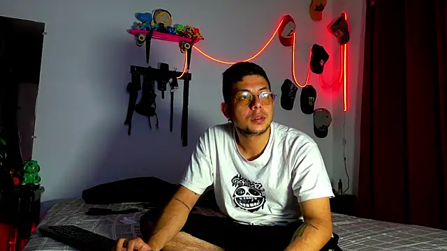 Nymphobuddies online show from 01/27/25, 10:38