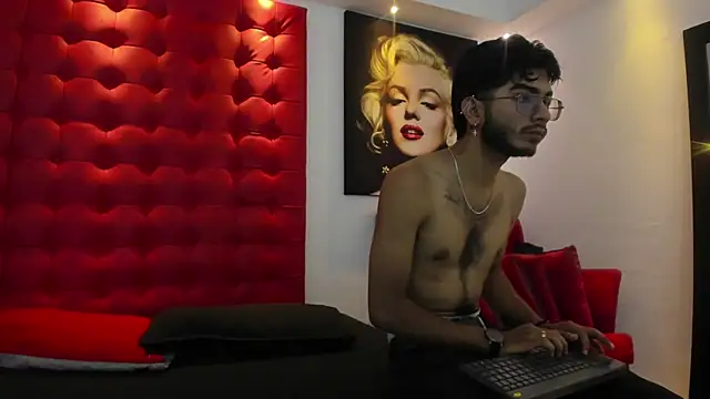 orion perla online show from 01/04/25, 04:12