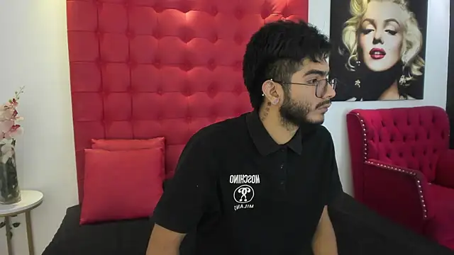 orion perla online show from 02/10/25, 03:03