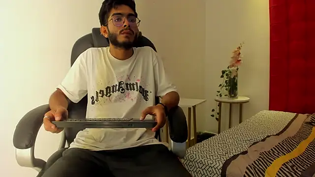 orion perla online show from 02/12/25, 01:41