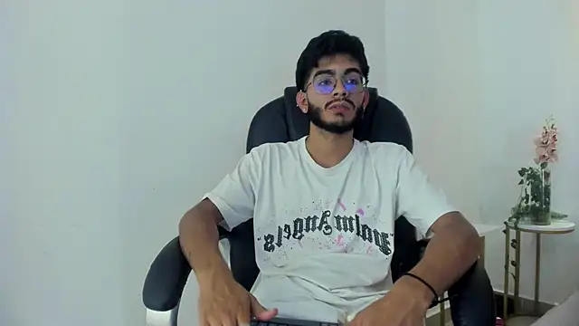 orion perla online show from 02/24/25, 09:21