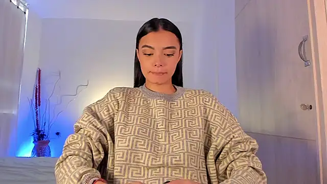 AnabelWolf online show from 02/04/25, 07:33