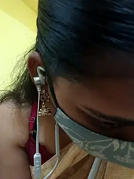 Snapshot of Tamil_Shalini_Lustyy chatting on 01/16/25, 08:00 Tamil Shalini Lustyy online show from 01/16/25, 08:00