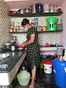 Snapshot of Tamil_Shalini_Lustyy chatting on 09/11/25, 05:07 Tamil Shalini Lustyy online show from 09/11/25, 05:07