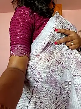 Snapshot of Tamil_Shalini_Lustyy chatting on 10/01/25, 06:08 Tamil Shalini Lustyy online show from 10/01/25, 06:08