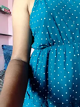 Snapshot of Tamil_Shalini_Lustyy chatting on 10/31/25, 05:19 Tamil Shalini Lustyy online show from 10/31/25, 05:19