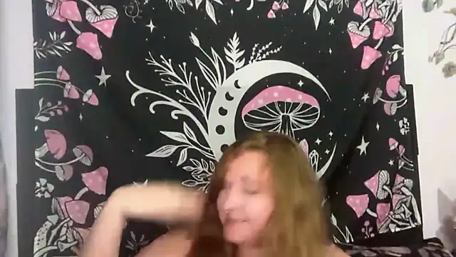 thickgingergoddess online show from 10/13/25, 11:49