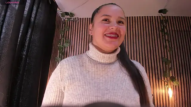 Victoria Ponce1 online show from 02/21/25, 07:32