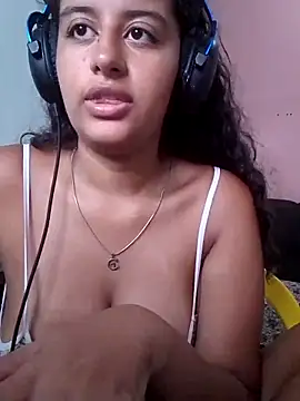 Snapshot of Babydol18_ chatting on 01/29/25, 02:32 Babydol18  online show from 01/29/25, 02:32