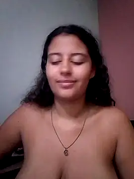 Snapshot of Babydol18_ chatting on 03/04/25, 10:35 Babydol18  online show from 03/04/25, 10:35