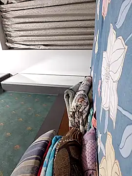 samee00721 online show from 01/14/25, 02:22