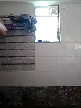 samee00721 online show from 01/28/25, 02:43