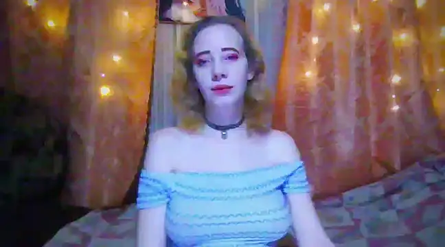 Snapshot of MelxMellie chatting on 01/05/25, 06:56 MelxMellie online show from 01/05/25, 06:56