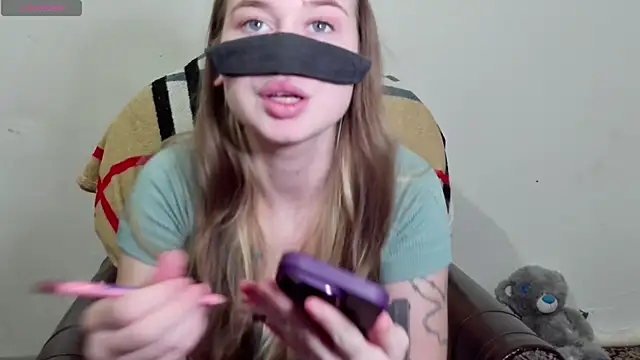 Snapshot of Mikki5P chatting on 01/23/25, 06:03 Mikki5P online show from 01/23/25, 06:03