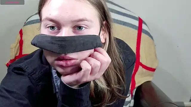 Snapshot of Mikki5P chatting on 02/11/25, 06:11 Mikki5P online show from 02/11/25, 06:11