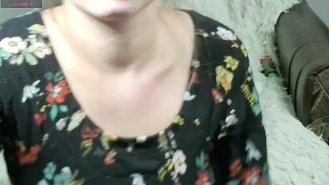 Snapshot of Mikki5P chatting on 09/25/25, 05:27 Mikki5P online show from 09/25/25, 05:27