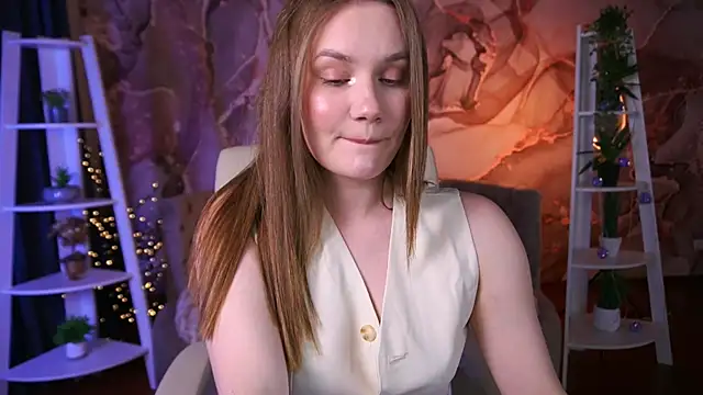 Snapshot of FoxyyKate chatting on 03/26/26, 11:10 FoxyyKate online show from 03/26/26, 11:10