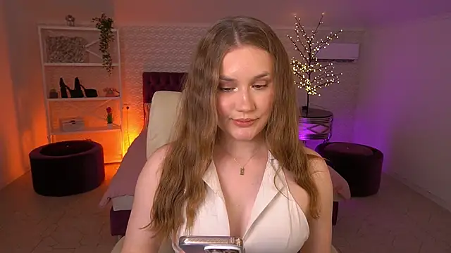 Snapshot of FoxyyKate chatting on 05/22/26, 10:15 FoxyyKate online show from 05/22/26, 10:15