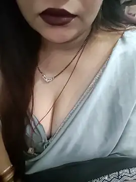 Snapshot of Mayuri77 chatting on 02/03/26, 06:22 Mayuri77 online show from 02/03/26, 06:22