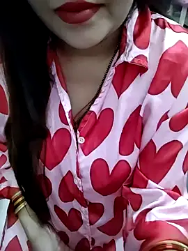 Snapshot of Mayuri77 chatting on 02/10/26, 08:18 Mayuri77 online show from 02/10/26, 08:18