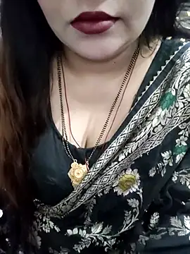 Snapshot of Mayuri77 chatting on 02/21/26, 07:09 Mayuri77 online show from 02/21/26, 07:09