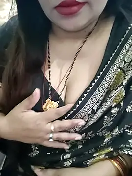 Snapshot of Mayuri77 chatting on 02/24/26, 05:16 Mayuri77 online show from 02/24/26, 05:16