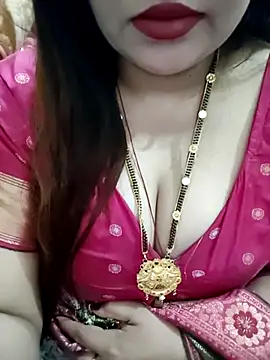 Snapshot of Mayuri77 chatting on 02/25/26, 08:57 Mayuri77 online show from 02/25/26, 08:57