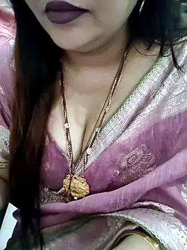 Snapshot of Mayuri77 chatting on 02/27/26, 06:19 Mayuri77 online show from 02/27/26, 06:19