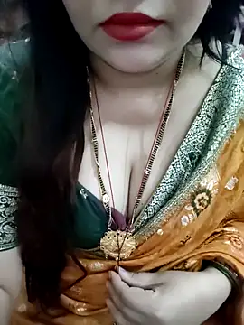 Snapshot of Mayuri77 chatting on 03/12/26, 06:41 Mayuri77 online show from 03/12/26, 06:41