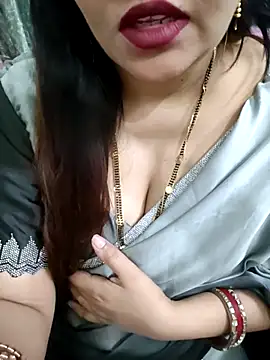 Snapshot of Mayuri77 chatting on 03/18/26, 06:00 Mayuri77 online show from 03/18/26, 06:00