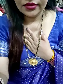 Snapshot of Mayuri77 chatting on 03/29/26, 05:40 Mayuri77 online show from 03/29/26, 05:40