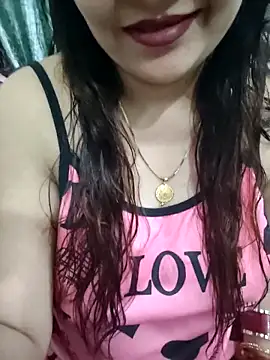 Snapshot of Mayuri77 chatting on 04/08/26, 09:31 Mayuri77 online show from 04/08/26, 09:31