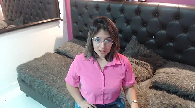 Pandoracherry online show from 12/19/24, 02:01