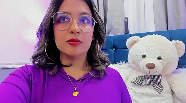 Pandoracherry online show from 02/13/25, 09:30