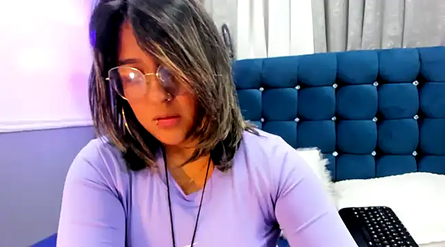 Pandoracherry online show from 02/20/25, 09:44