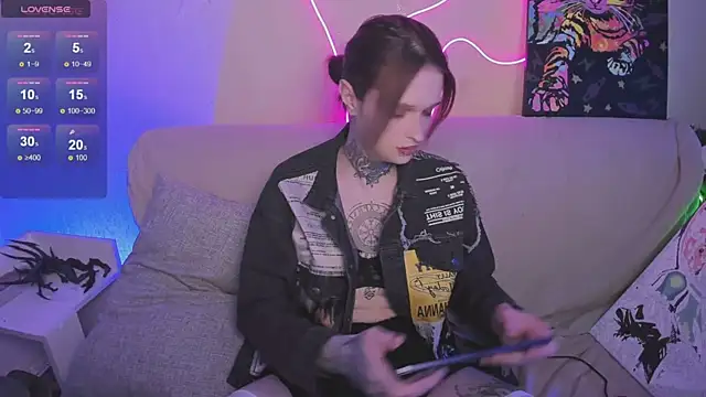 Snapshot of Simona_Rain chatting on 03/13/26, 09:10 Simona Rain online show from 03/13/26, 09:10