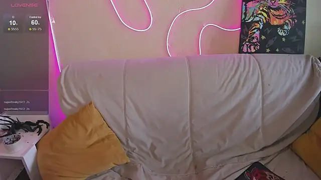 Snapshot of Simona_Rain chatting on 03/25/26, 09:26 Simona Rain online show from 03/25/26, 09:26