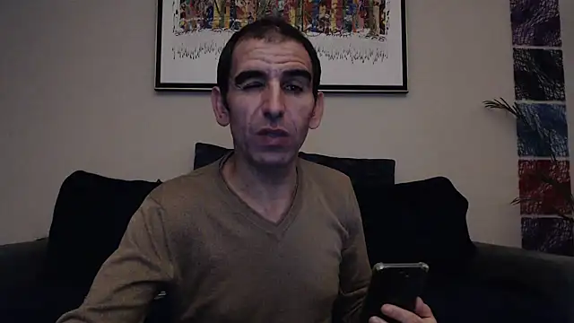 Snapshot of Samir_44200 chatting on 09/26/25, 06:17 Samir 44200 online show from 09/26/25, 06:17